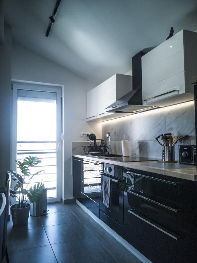 Raw Industrial City Apartment Subotica Exteriér fotografie