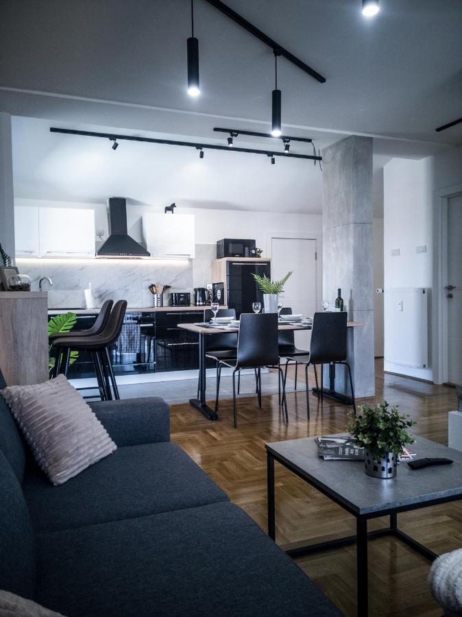 Raw Industrial City Apartment Subotica Exteriér fotografie